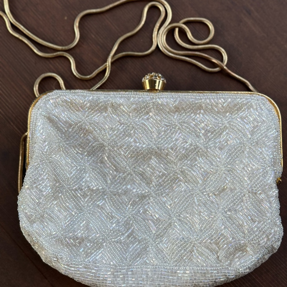 Vintage La Regale LTD Beaded Sequin Ivory Gold Clutch with Rhinestone Clasp